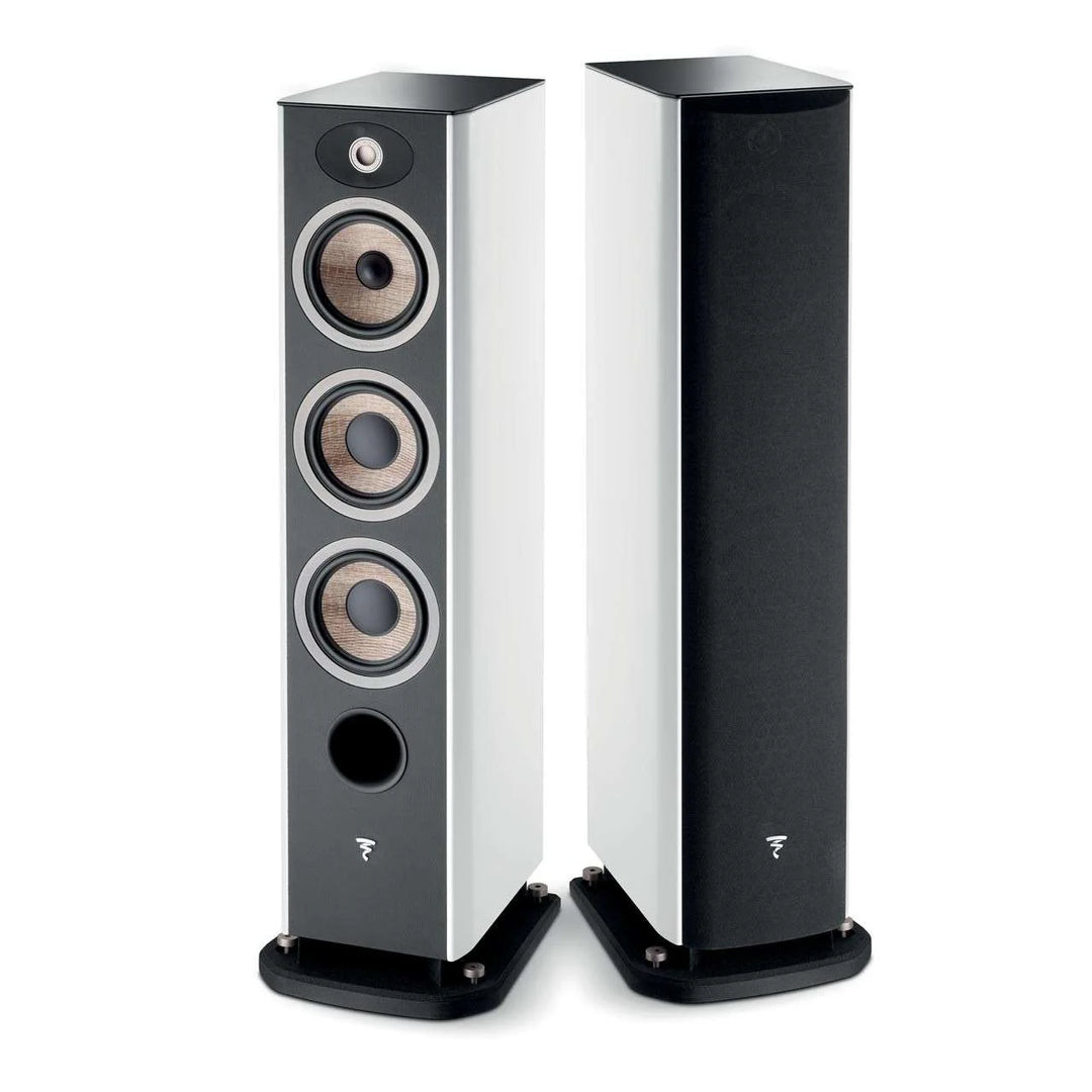 Focal Aria 926 frontal